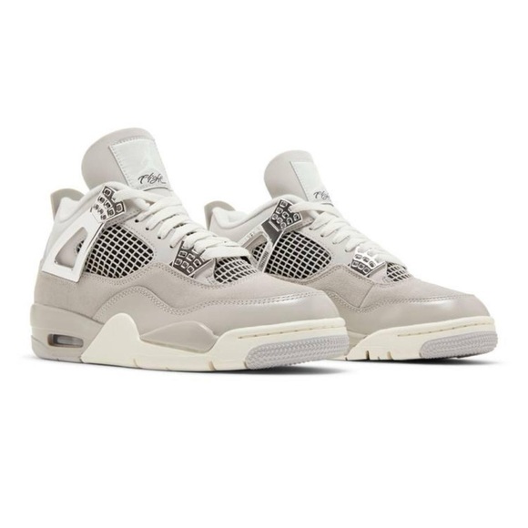 Air Jordan ‘frozen moments’